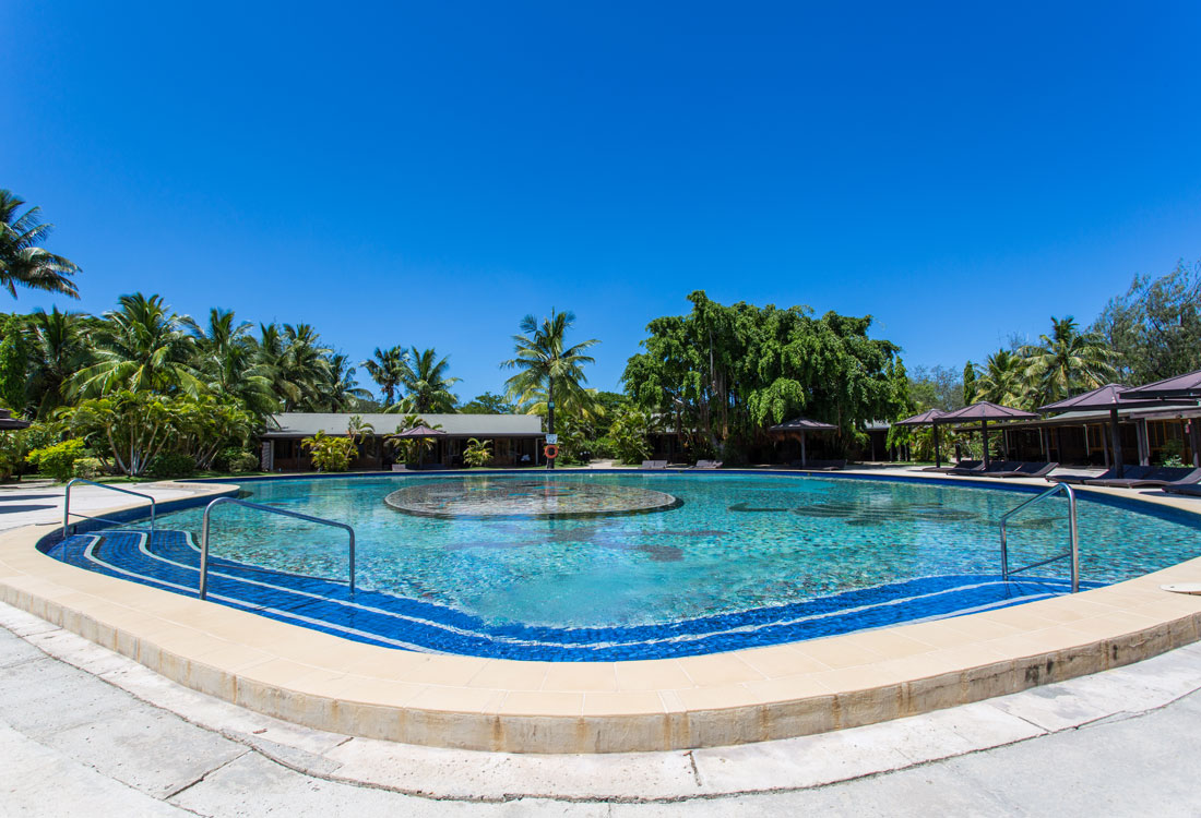 Plantation Island Resort - Accommodation - Poolside Rooms