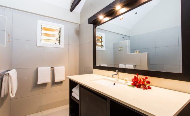 Plantation Island Resort - Accommodation - 2 Bedroom Garden Bure