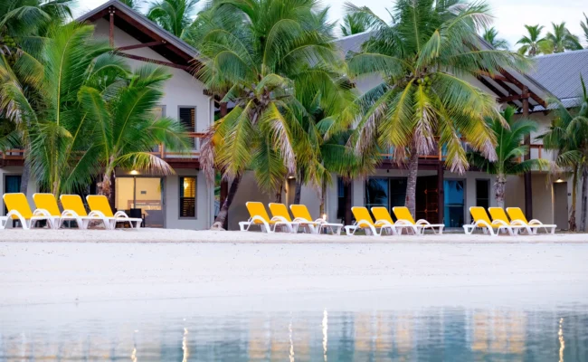 beachfrontHotelRoom-05_1x beachfrontHotelRoom-05_1x